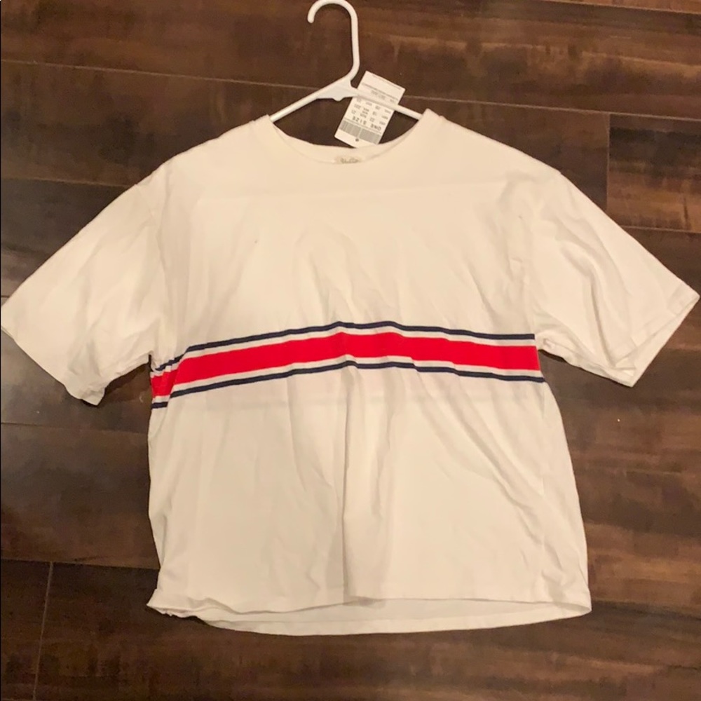 brandy white shirt w red stripe